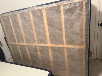 Cama queen usada 100