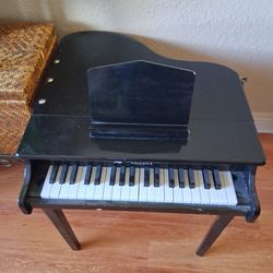 Childrens piano
