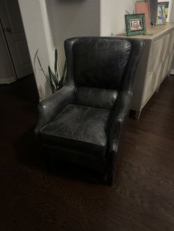 (IT’S AVAILABLE) Arhaus Alex Leather Chair