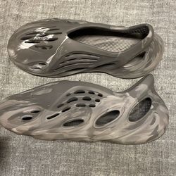 Yeezy Foam Runner Granite