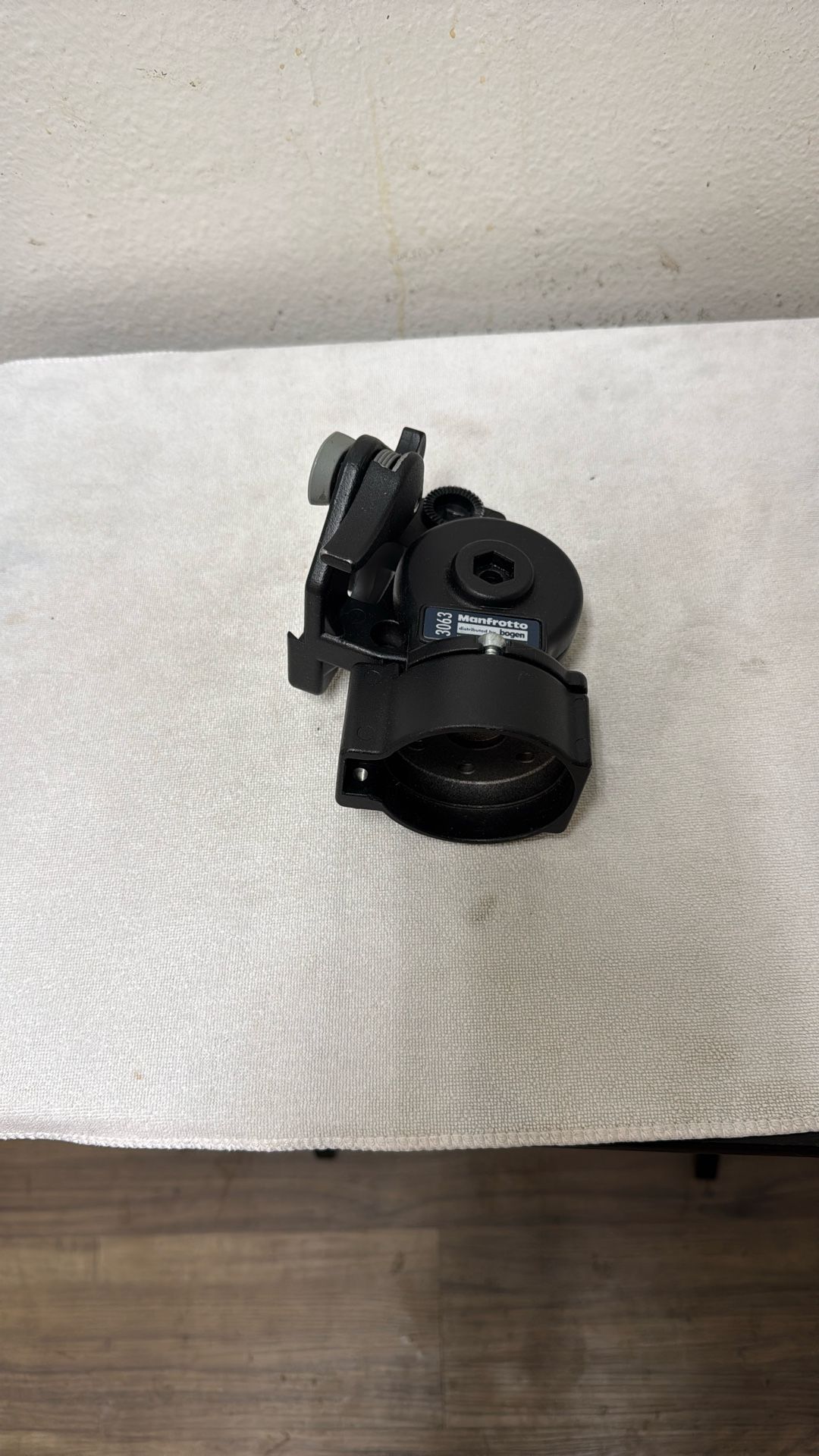Manfrotto Bogen 3063 Mini Fluid Tripod Leveling Head