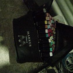 120 Piece Marker Kit And Case