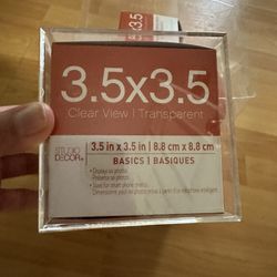 Set Of 6 clear cubes For Photos, Collection Items, Or decoration 