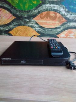 Samsung Blu-ray Player with Remote