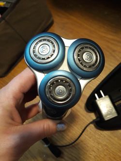 Phillip's Electric Shaver series 7000