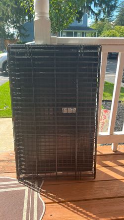 FREE Rusty Pet Metal crate