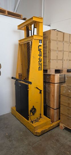 Pallet stacker Lift-Rite