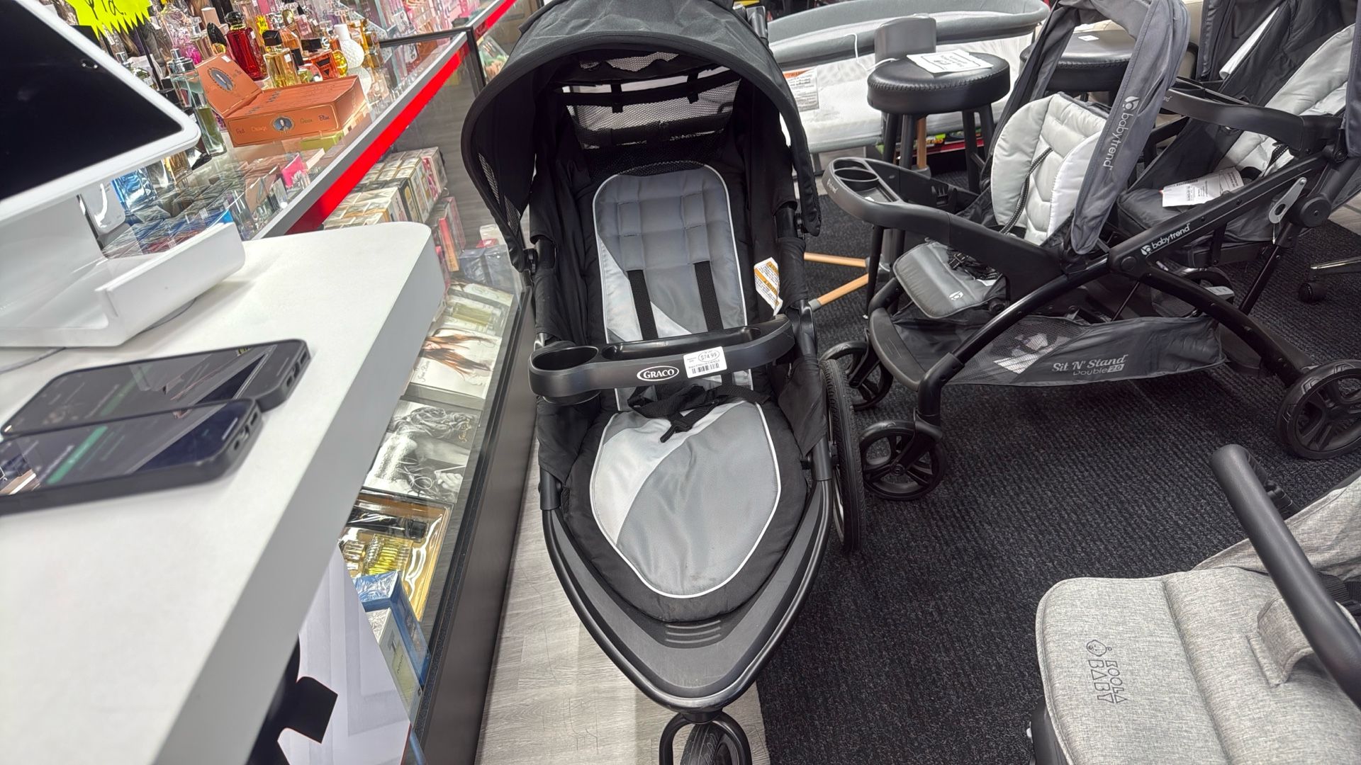 Graco stroller3 wheels used sport version like new 