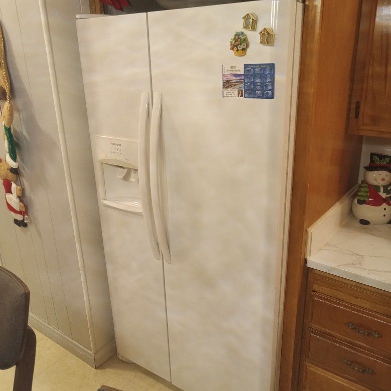 Ge Refrigerator