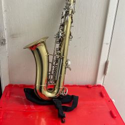 Saxophone 