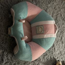 Baby seat 