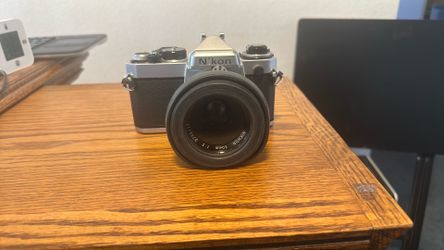 Nikon FE
