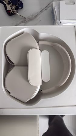 AirPods Max 2nd gen