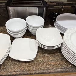 Dining Plates And Bowls (Ceramic)