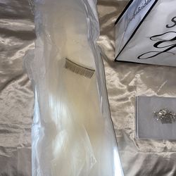<3 PRICE DROP!! FOR YOUR SPECIAL DAY!! TRUDY’s Veil & Comb