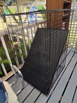 XL dog kennel