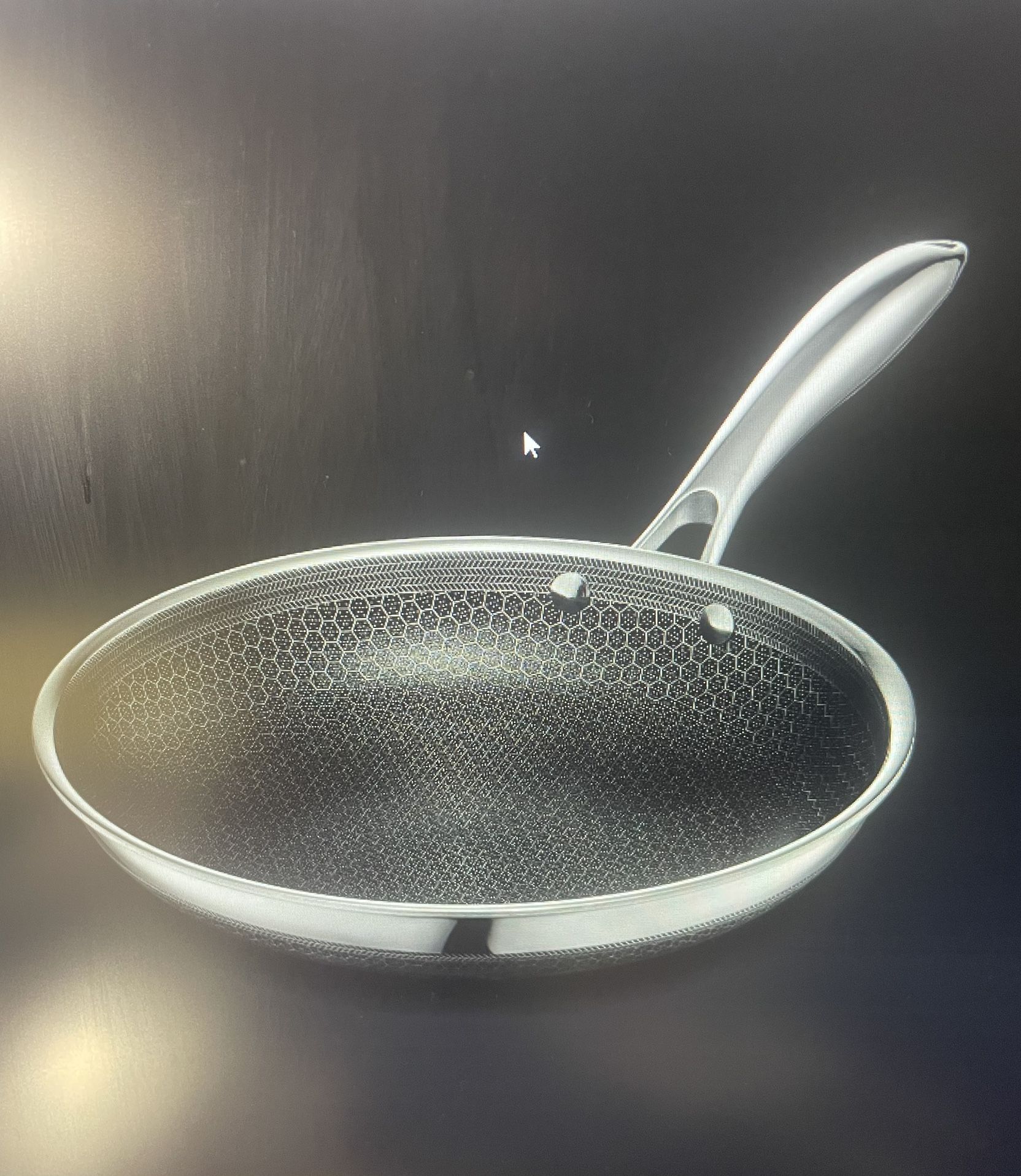 2 HEXCLAD Hybrid Fry Pans