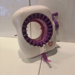 Used Singer Knitting Machine