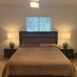 4-piece king bedroom Set