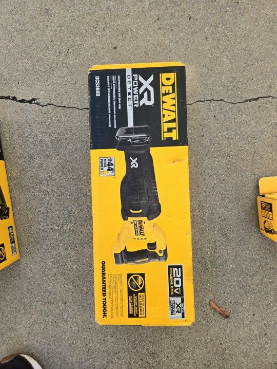 Dewalt 20v Power Detect Sawzall Brushless XR Brand New Tool Only