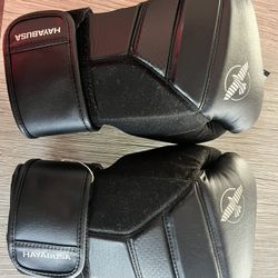 Hayabusa T3 Boxing Gloves