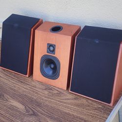 TETRA MANHATTAN high end home stereo speakers