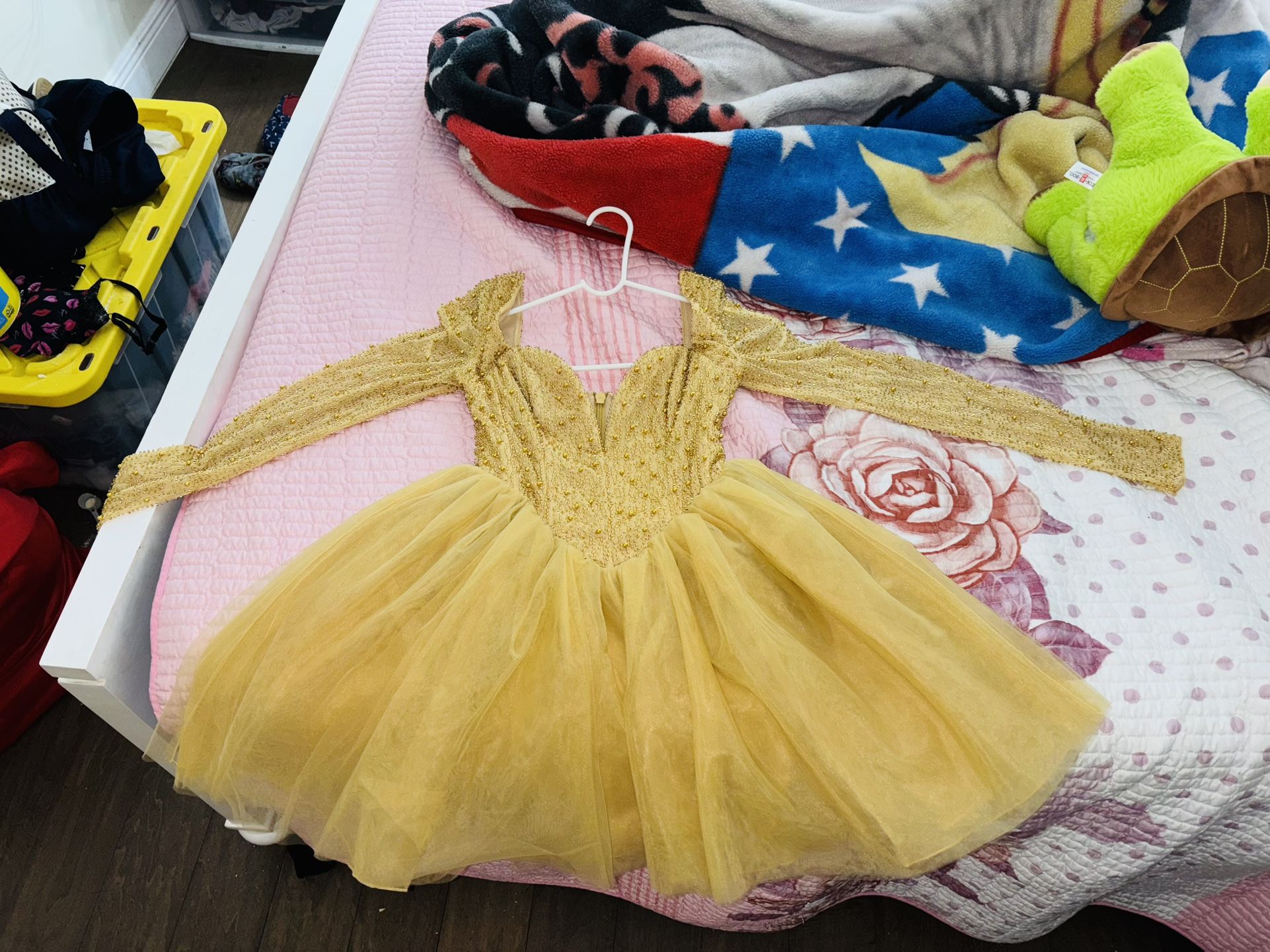 Olympia Plunge Neck Tulle Mini Dress in Gold