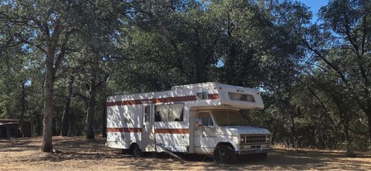 Mini classic trailer or rv both been sitting needs work to run