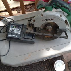Cordless Hitachi Saw And Charger