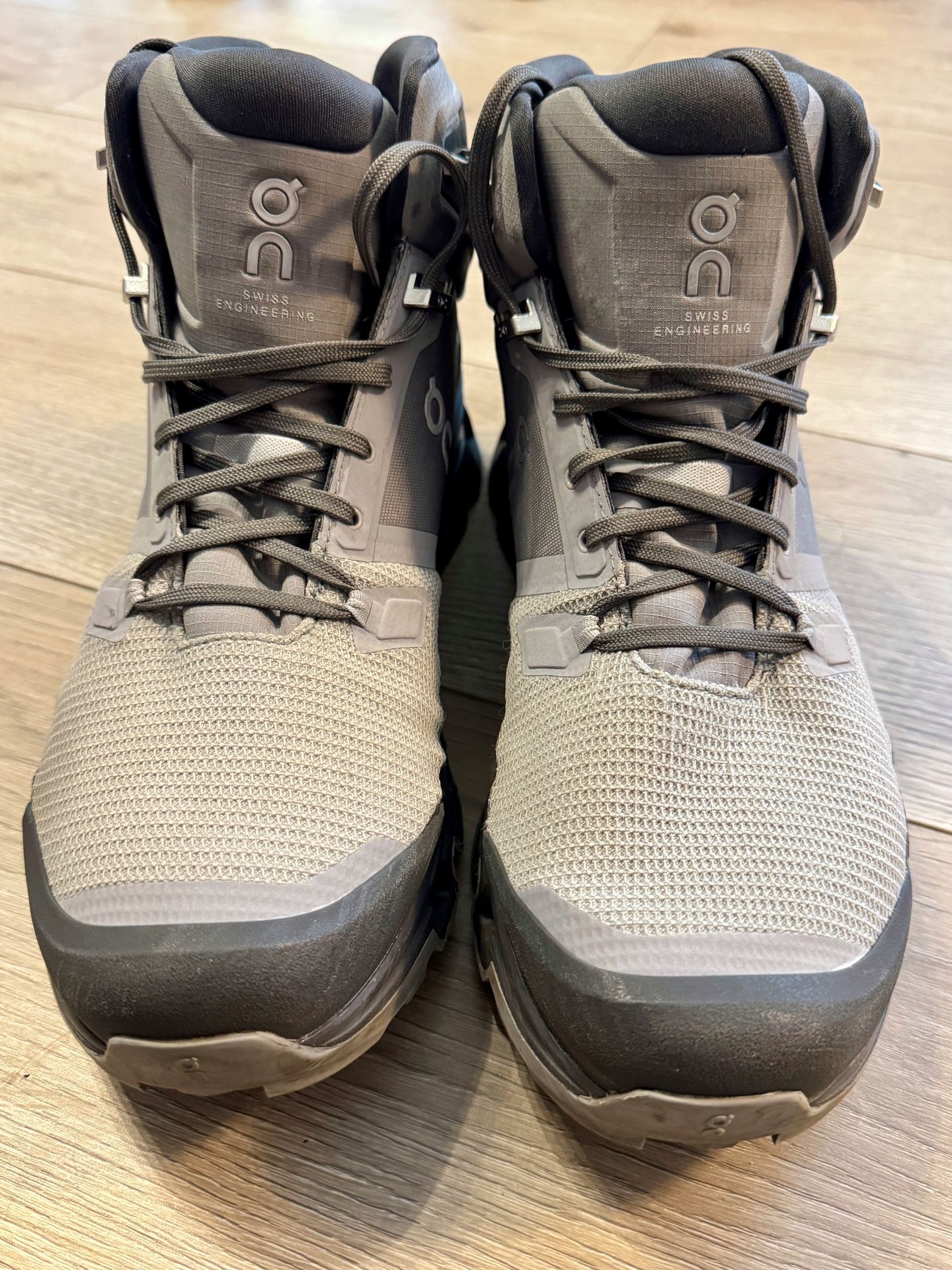 On Cloud Size 11.5M Men's Gray Cloudrock 2 Hiking Boot
