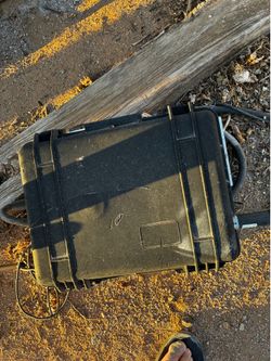 Miller & Lincoln suite case welders