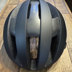 Trek Velocis Mips Road Bike Helmet Size Medium 