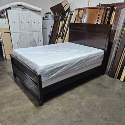 Queen Bed And Mattress 