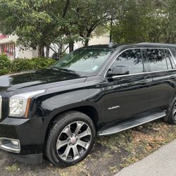 2017 GMC Yukon