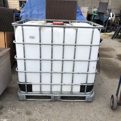 250 Gallons Water Tank $150