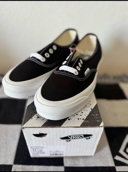 Vans VAULT AUTHENTIC LX