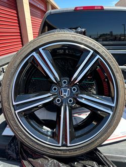 2024 Honda Accord Wheels and Tires Set