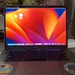 15” Apple MacBook Pro W/ Touchbar