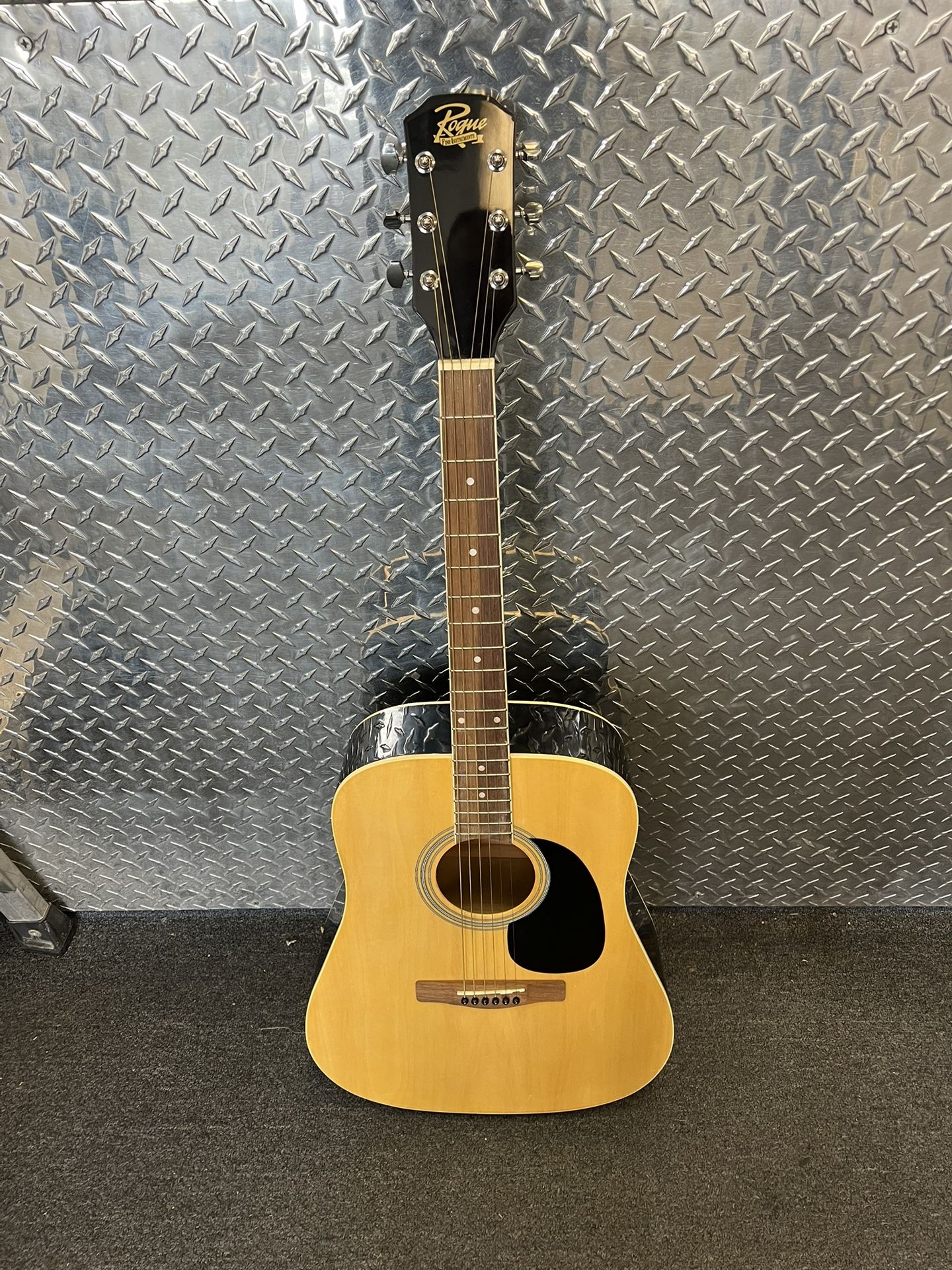 Rogue Acoustic Guitar