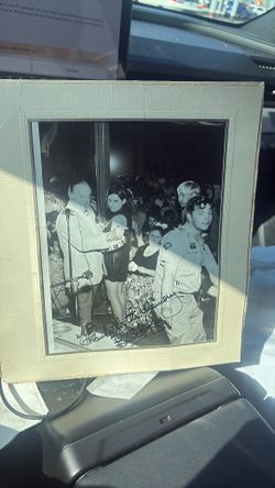 Bob hope signed photo