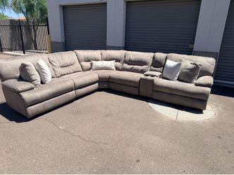 Sectional couch