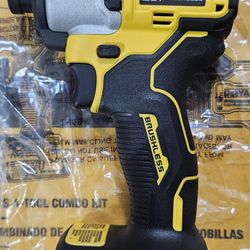 Dewalt 20-volt Cordless Brushless Impact driver DCF840 Brand brand new Tool only never used. 