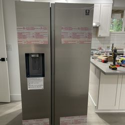 Brand New Samsung Refrigerator For Sale