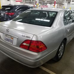 2002 Lexus LS 430
