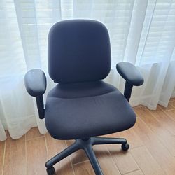 Black Fabric Swivel Rolling Adjustable Desk Chair