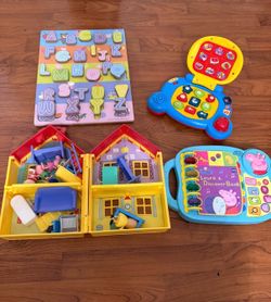 Peppa Pig Toys (all included)