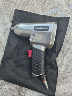 Husky ½"  air impact gun.   H4430