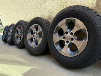 Jeep Wheels & Tires