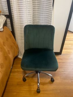 Office/vanity chair