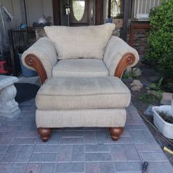 Fine Living Room Chair & Matching Ottoman 
